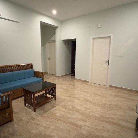 The Karlyle Homestay Vaduvanchal Exterior photo